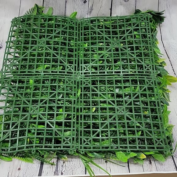 QVC 20" x 20" Faux Leaf Greenery Tile 🌿NIB! 🌿 - Picture 6 of 7